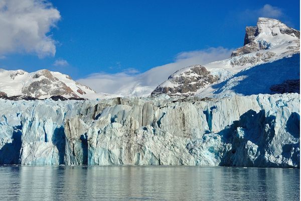 קרחון ספגציני, שייט בשמורת הקרחונים, אגם ארגנטינו, פטגוניה